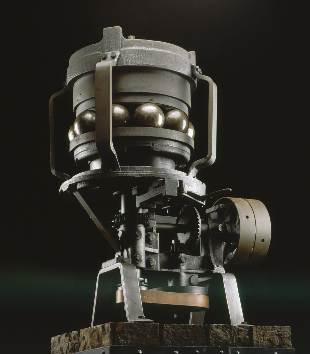 125年前的1980年7月17日，弗里德里希&middot;費舍爾發(fā)明的球磨機獲得了（德國）帝國專利局批準的專利（專利號55783）